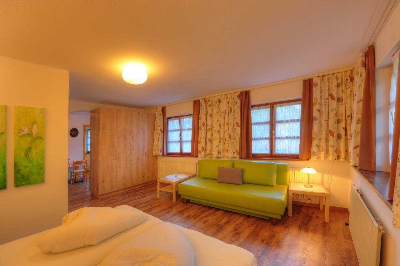 Wally Berg-Appartements Zams Εξωτερικό φωτογραφία